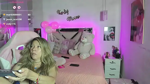 Karly_moon