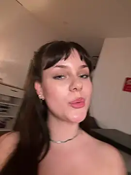 MaribelRiver live sex cam