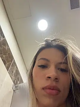 Mia_Rosee1