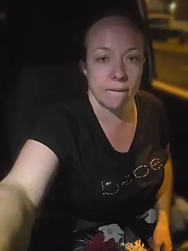 julimonroe webcam