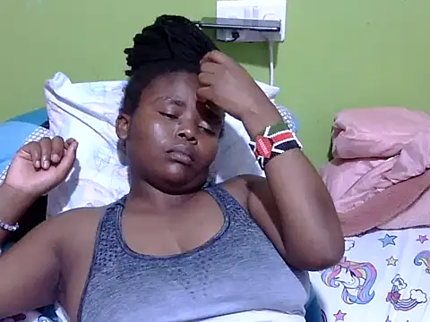 prettydomina1 live cam on StripChat