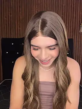 Alyson-fire live cam on StripChat