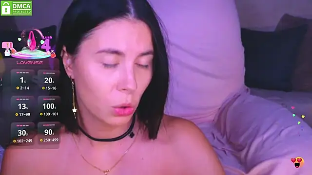Kitty4_Reed live cam on StripChat