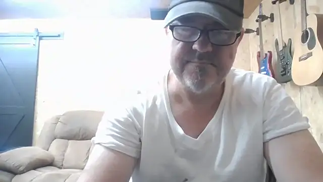 Luvslave7