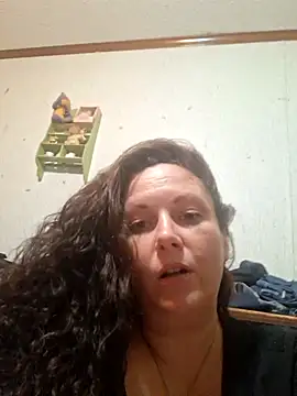 kaligurlxoxoxx webcam stripchat model stream image