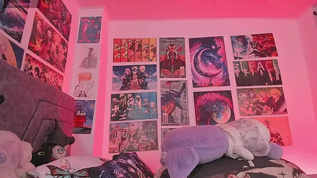 MissCurvyTop