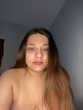 treasurebabii Live Webcam on Stripchat