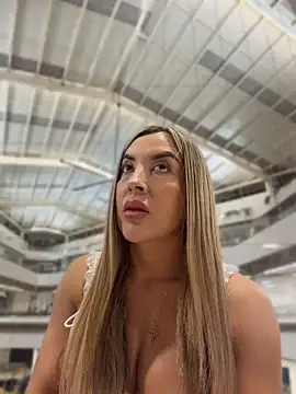 Alexa_seexy1 live cam on StripChat