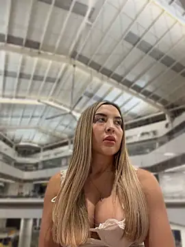 Alexa_seexy1