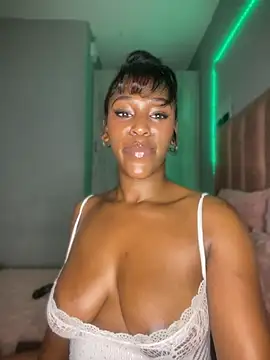 SP1CY_MOMMY live sex cam