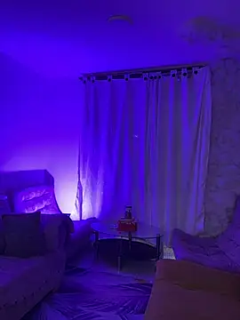 Mydreams69 live cam on StripChat