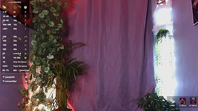 TheBatMansion live sex cam