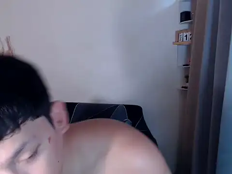 _froyyy (M young) - public cum show.