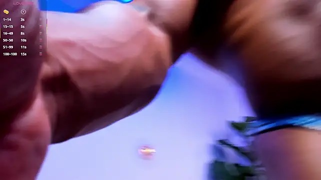 Travis_lenox_ live sex cam