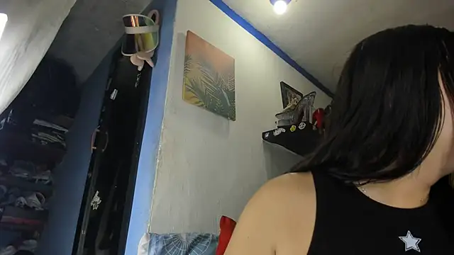 SARAMISHA webcam