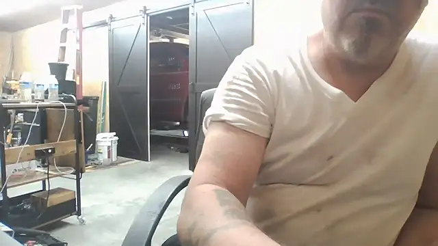 Luvslave7