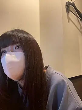13mchan Live Webcam on Stripchat