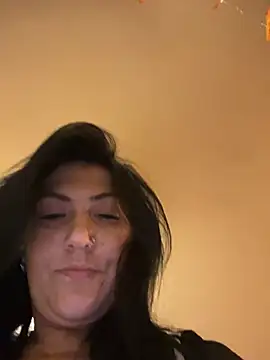 LittleMissEeve webcam