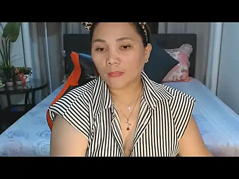 MarielRose143 webcam