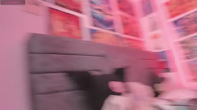 MissCurvyTop