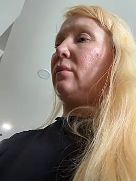 EmmaInLove23
