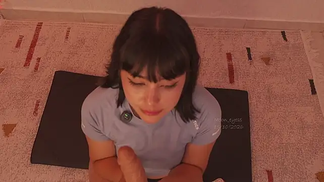 Moon_eyes live sex cam