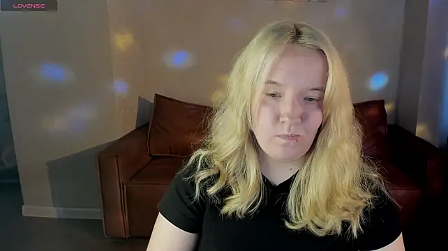 Sophia_Millery webcam stripchat model stream image