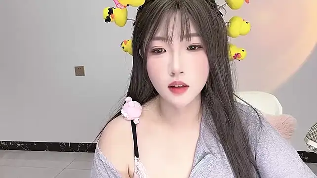 Lucy_8858
