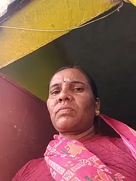 Priya_cutR