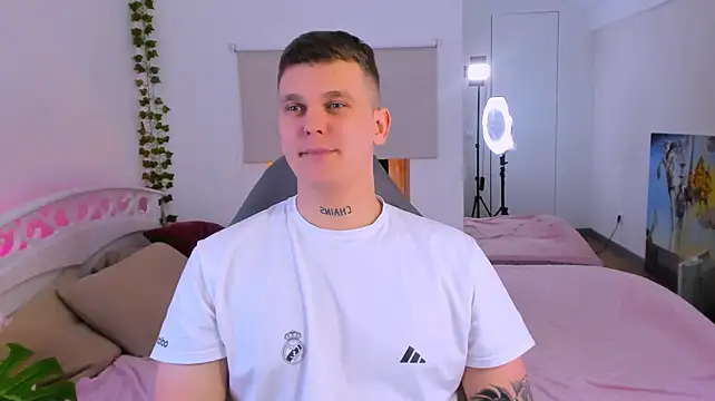 HotVanee