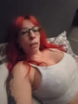 Ruby_Rebel live cam on StripChat