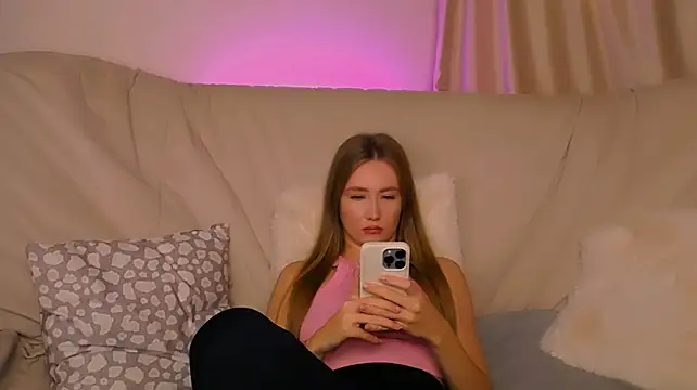 EllyColins