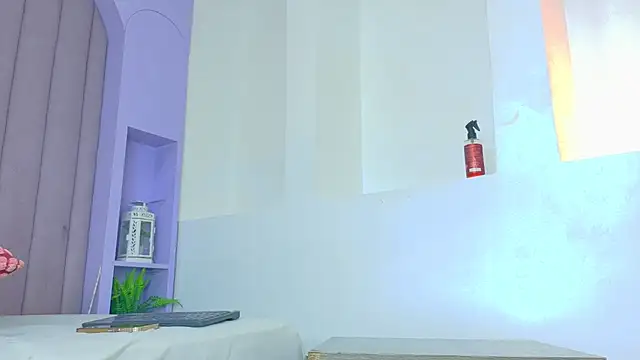 Meganlove__