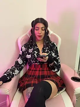 Felicia_smok3