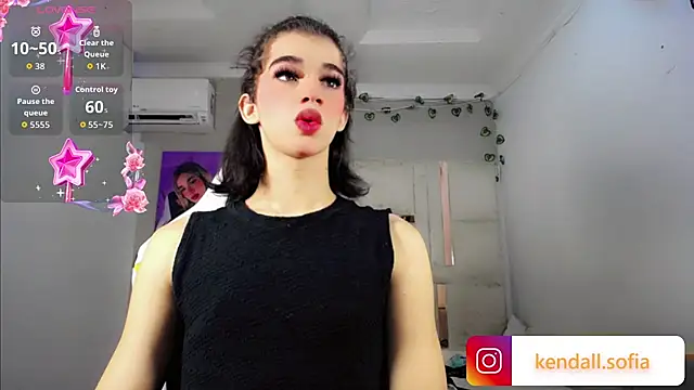 Sophiaa_doll_ webcam