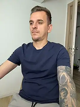 Huge_cock22cm