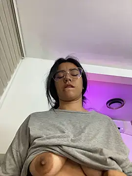 Sara-215