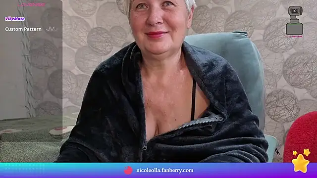 NicoleOlla