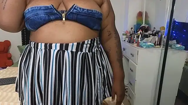 charlotte_077 live cam preview