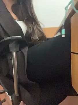 brunettemilf01