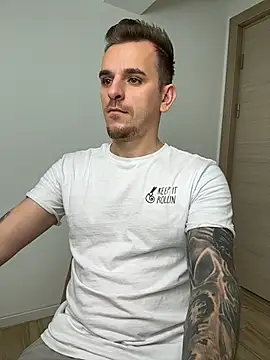 Huge_cock22cm
