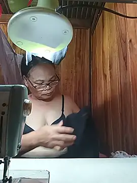 lady-pussy live cam preview