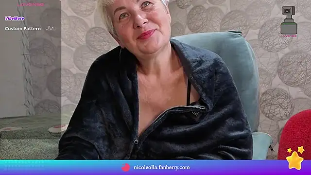 NicoleOlla