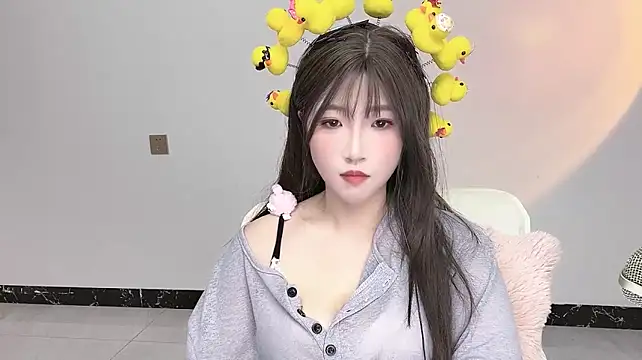 Lucy_8858