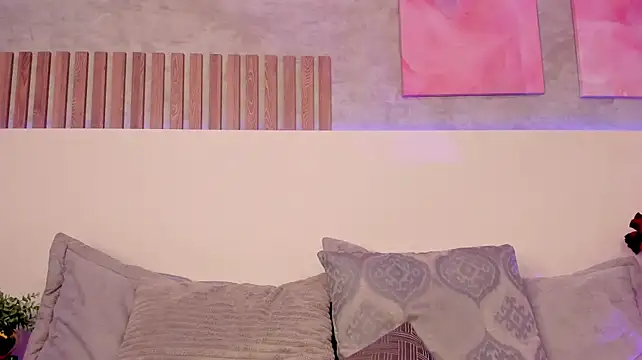 IsisJames_