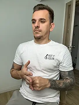 Huge_cock22cm