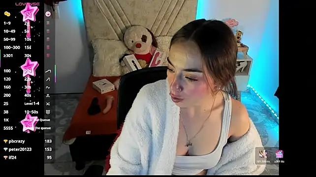 Mia_Victoria22
