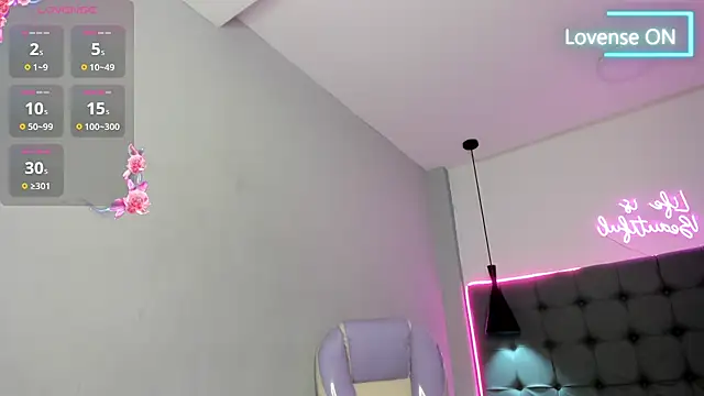 scarletcherry18