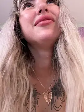 TeaseBabeXXX