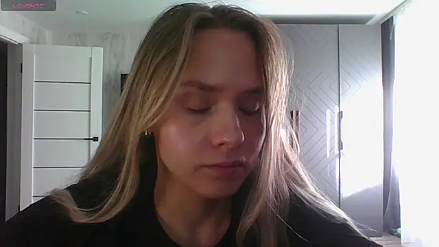 Annie_Cohn